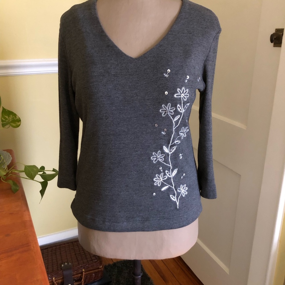Vintage Fashion Bug Gray Embroidered and Sequined Floral Embellished Top Size S